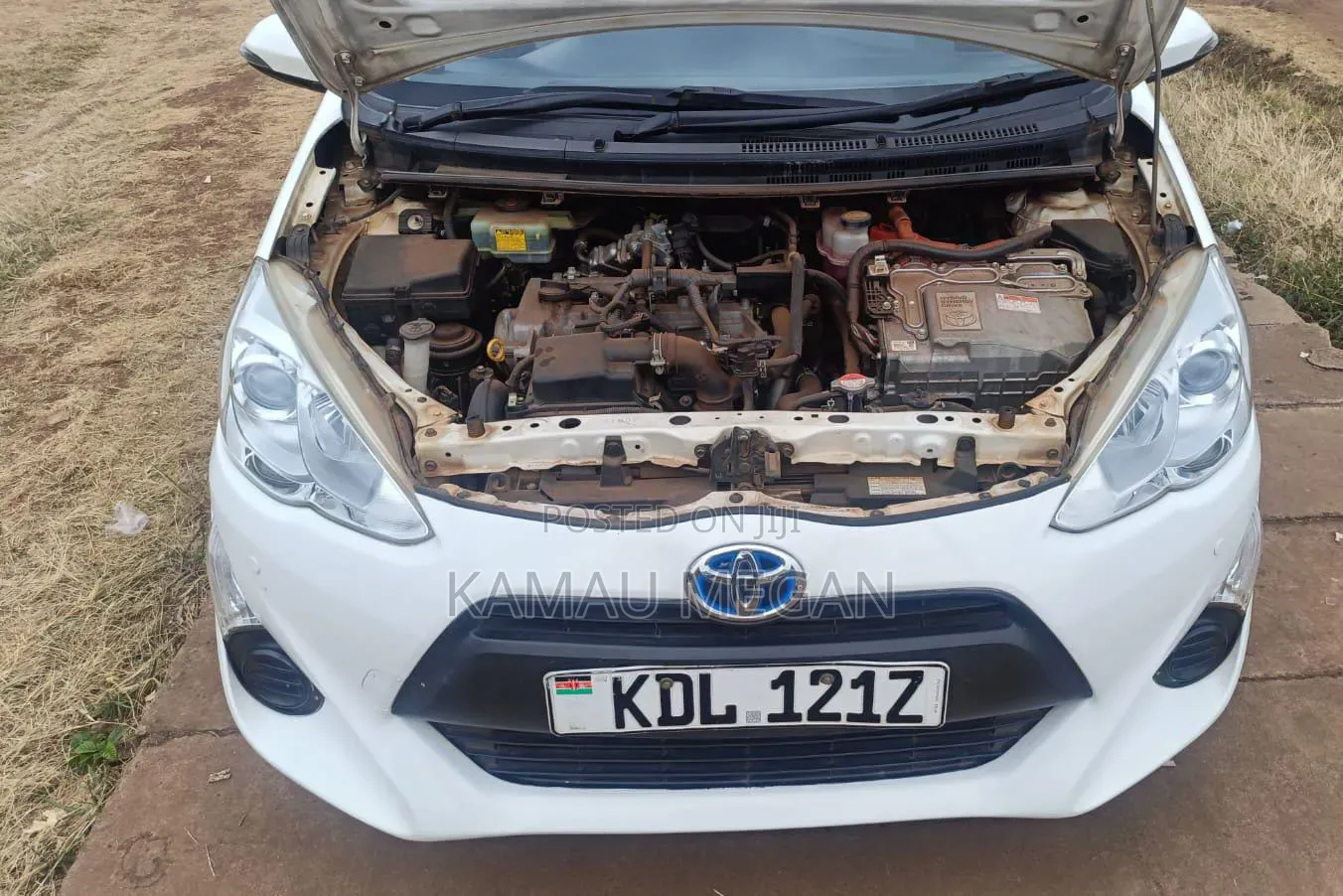 Toyota Aqua 2016 White