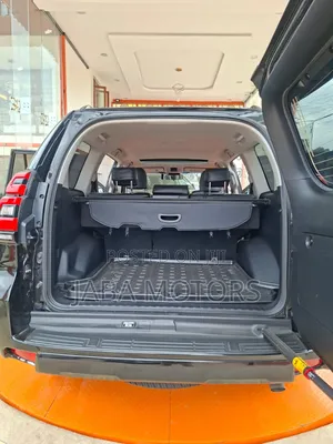 Toyota Land Cruiser Prado 2018 Black