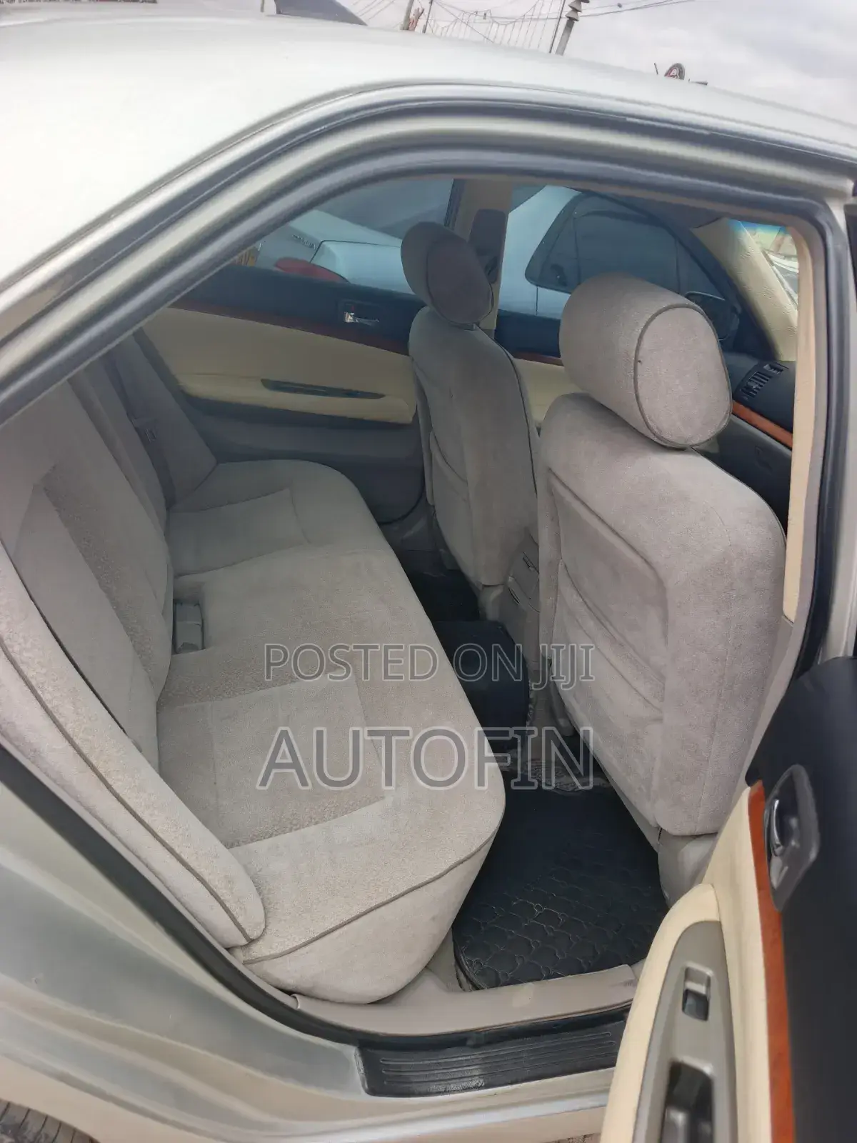Toyota Mark II 2001 Beige