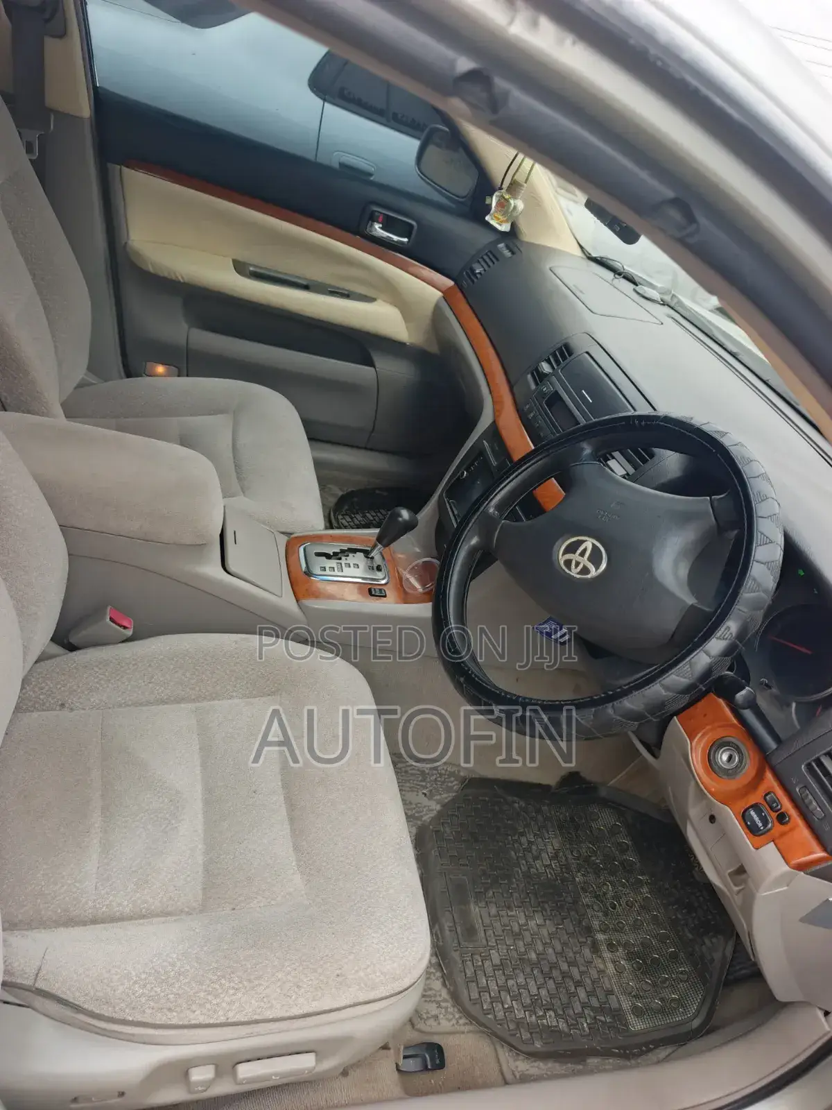 Toyota Mark II 2001 Beige