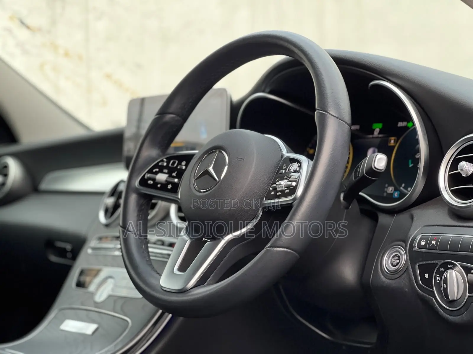 Mercedes-Benz C200 2019 Blue