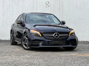Mercedes-Benz C200 2019 Blue