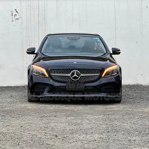 Mercedes-Benz C200 2019 Blue