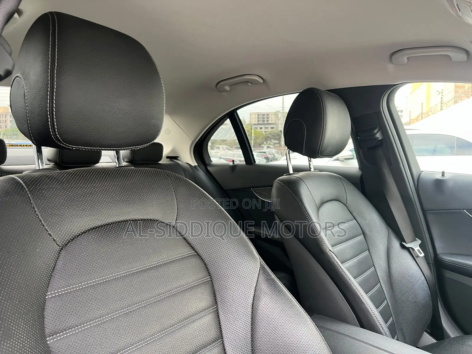 Mercedes-Benz C200 2019 Blue