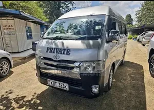 Toyota HiAce 2012 Silver