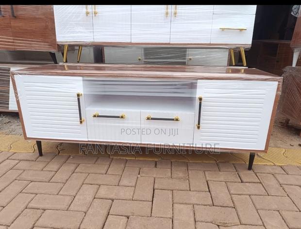 Two-Tone Louvered TV Stand: Payment on Delivery