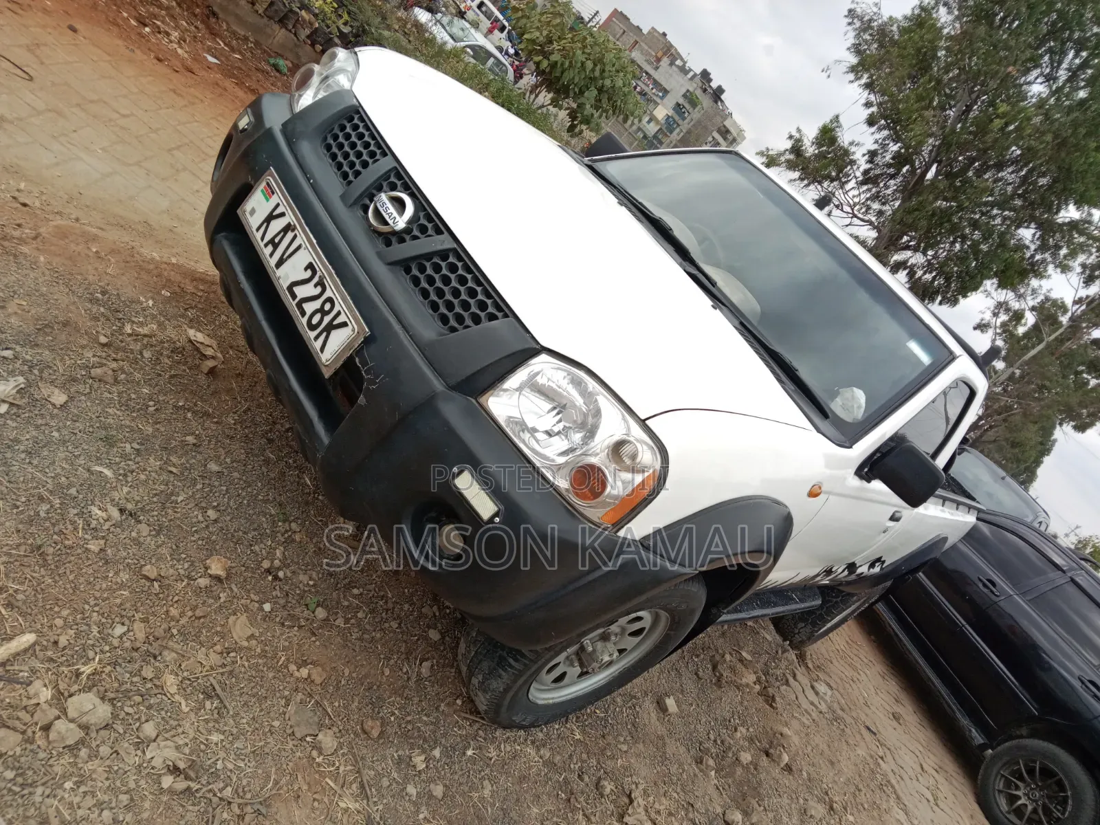 Nissan Hardbody 2000i 2006 White