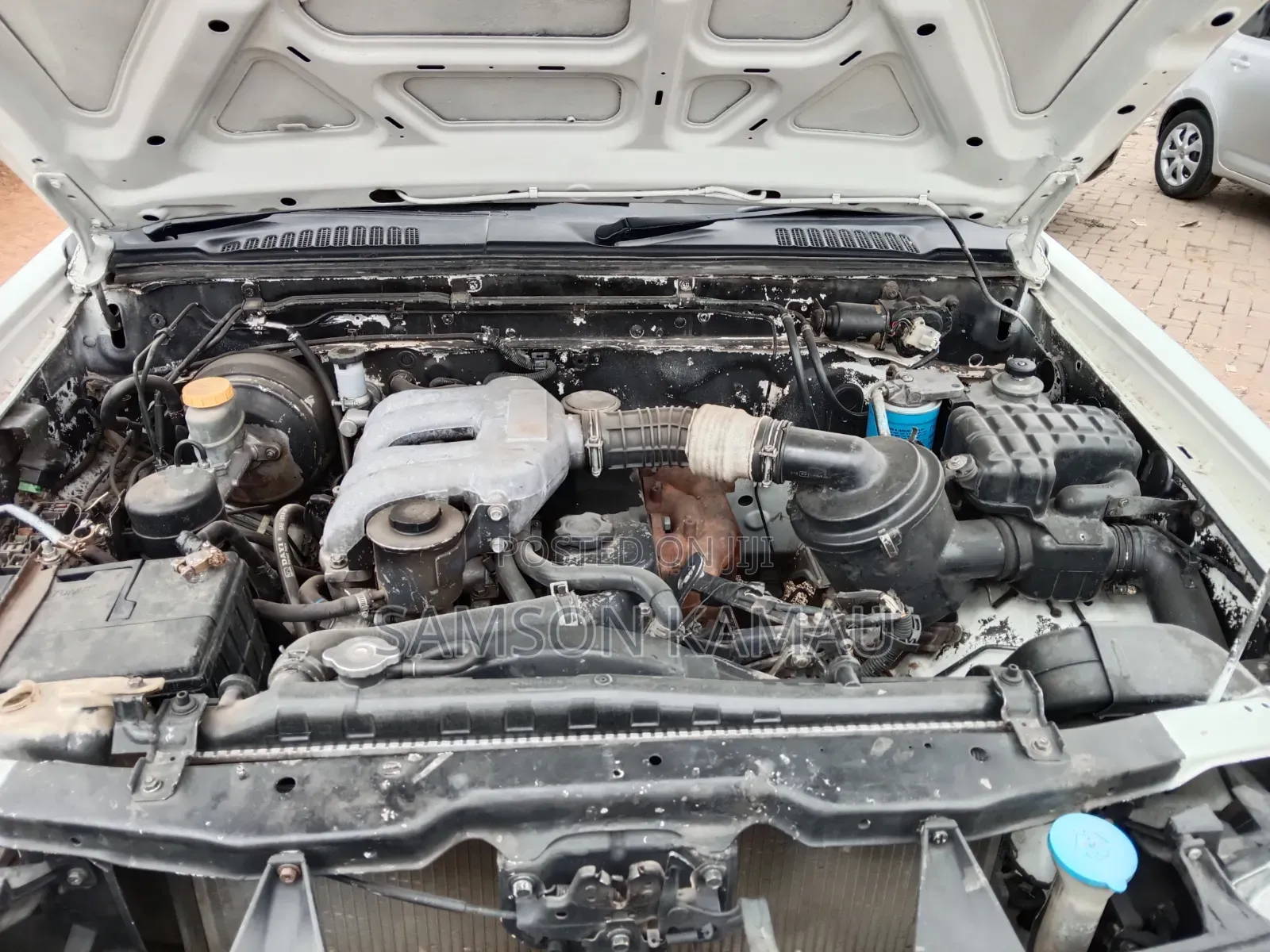 Nissan Hardbody 2000i 2006 White