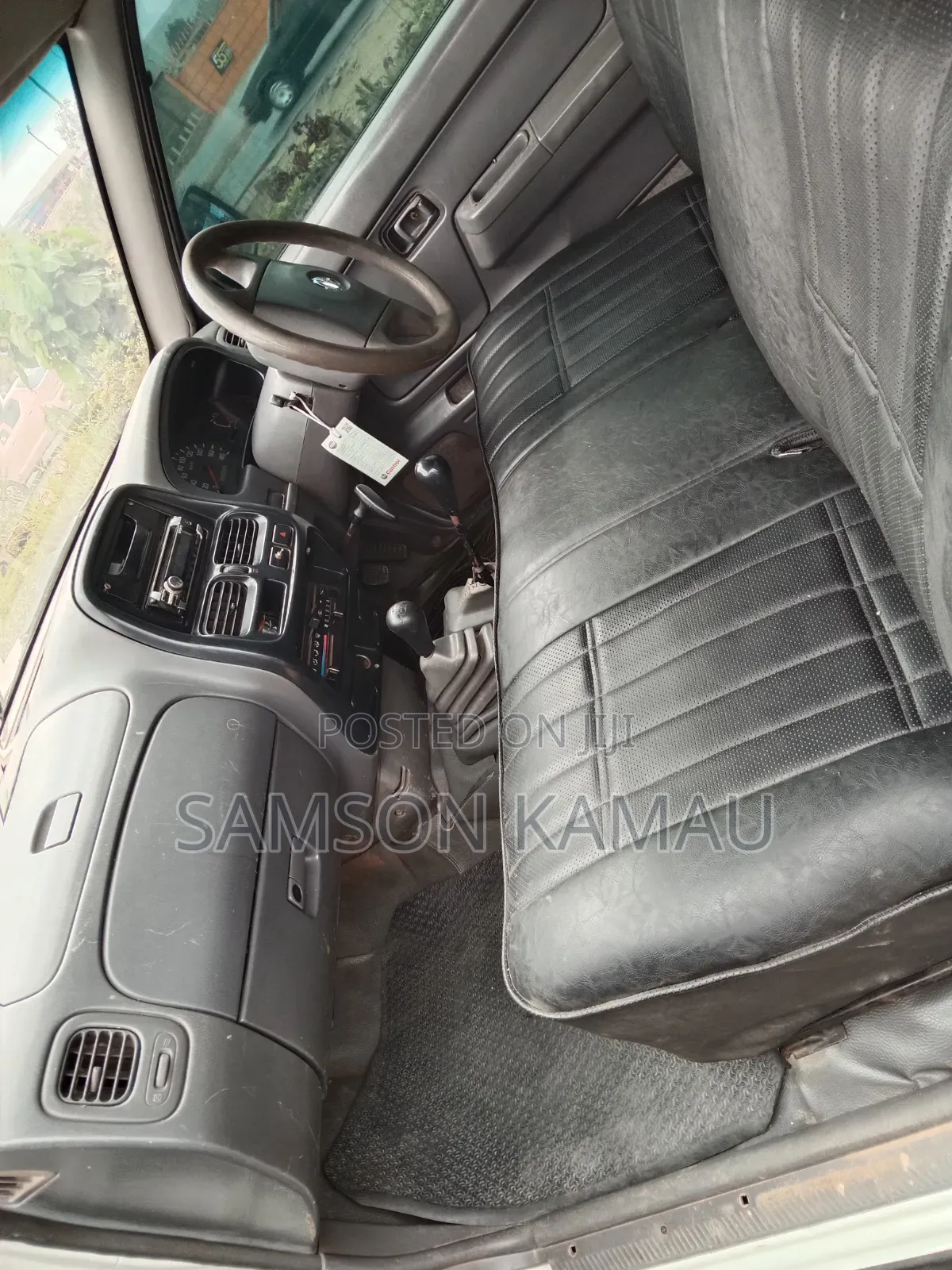 Nissan Hardbody 2000i 2006 White