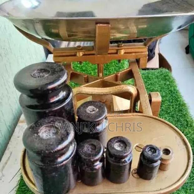 Analogue Weighing Scale - main view