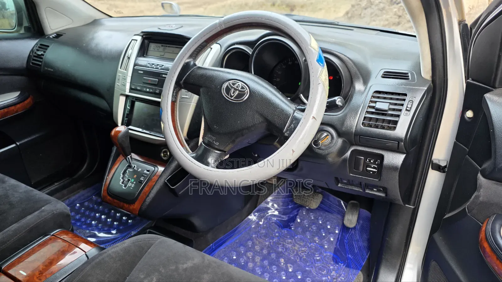 Toyota Harrier 2012 Silver