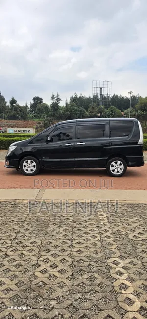 Nissan Serena 2016