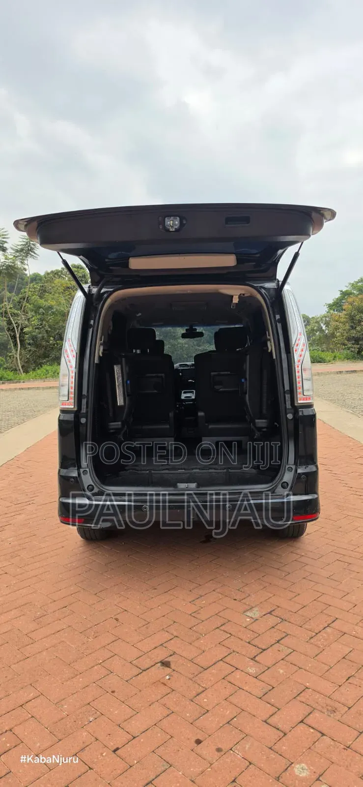 Nissan Serena 2016