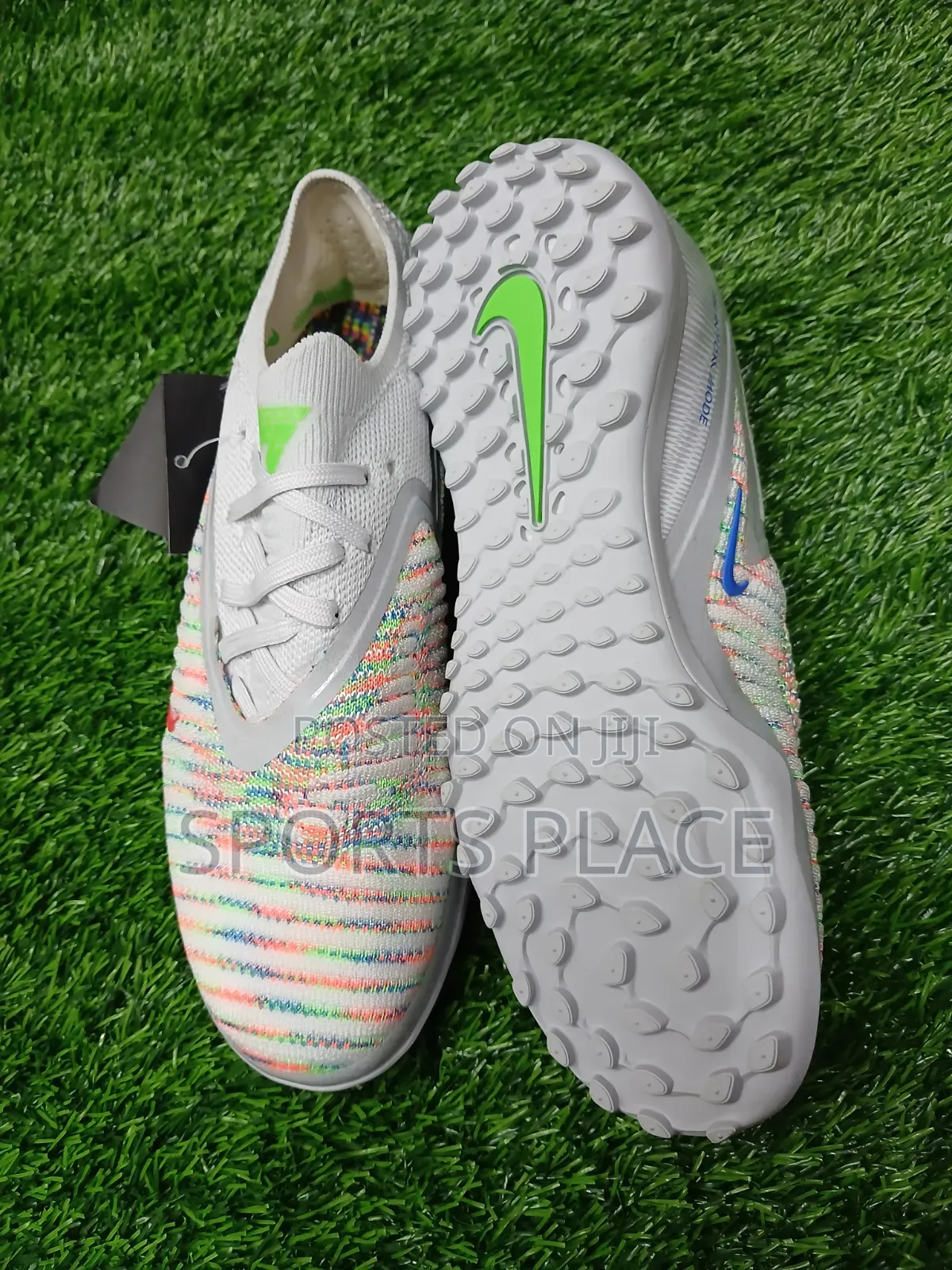 Phantom GX Kids Football Trainers Size#38