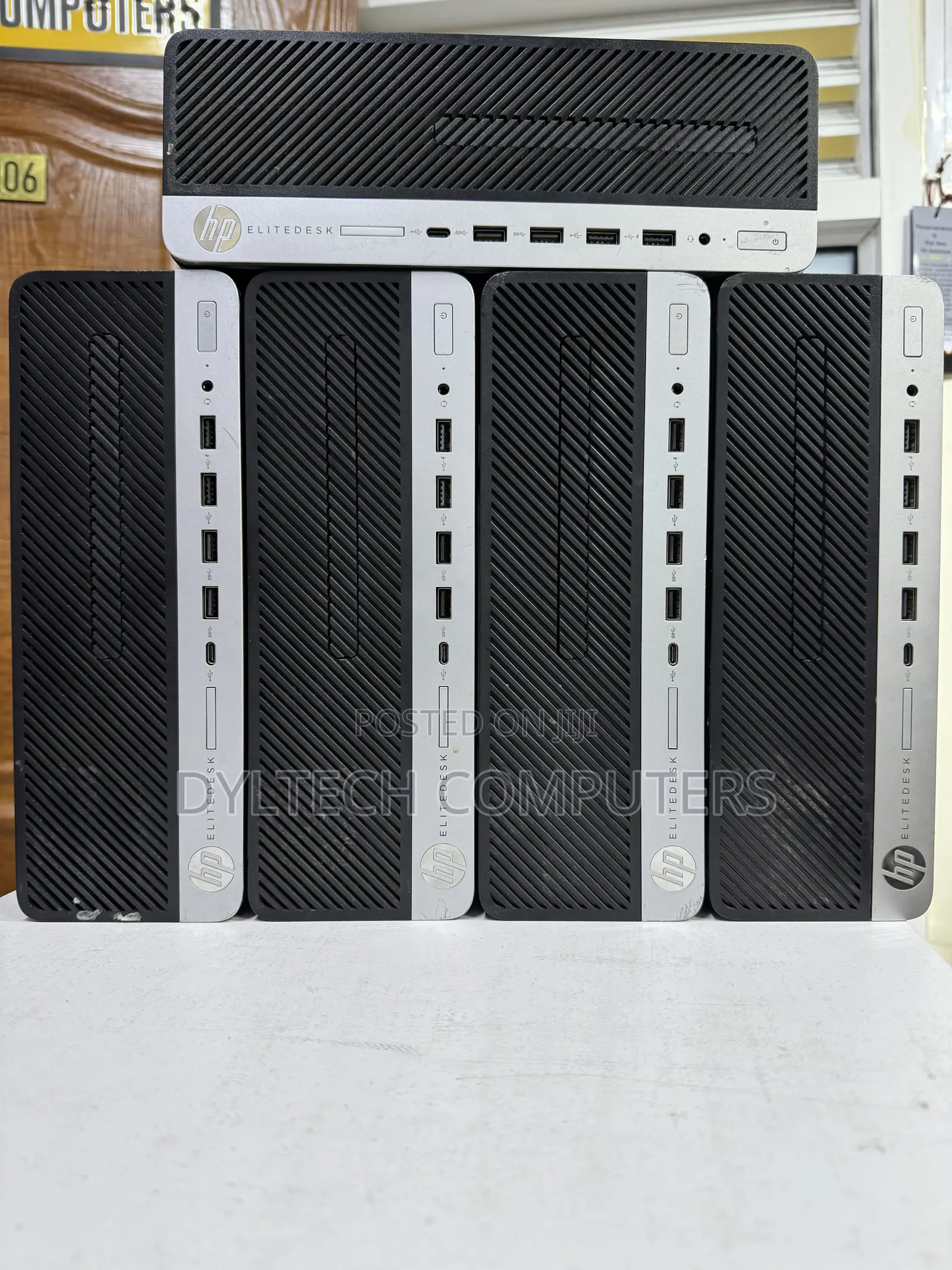 Desktop Computer HP EliteDesk 705 8GB AMD Ryzen 5 SSD 256GB