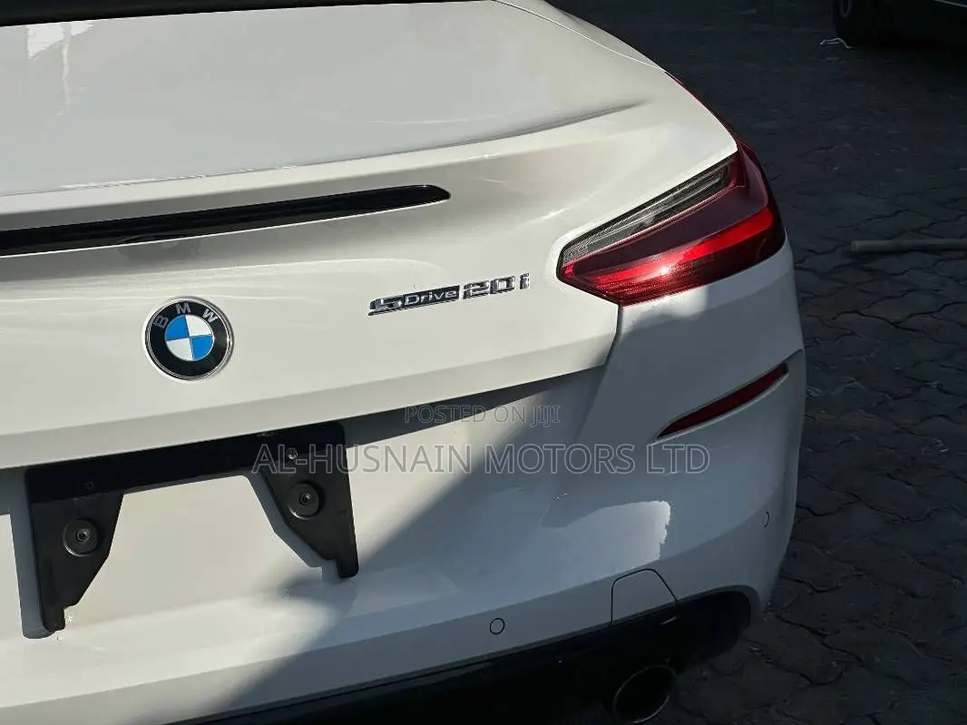 BMW Z4 2019 White