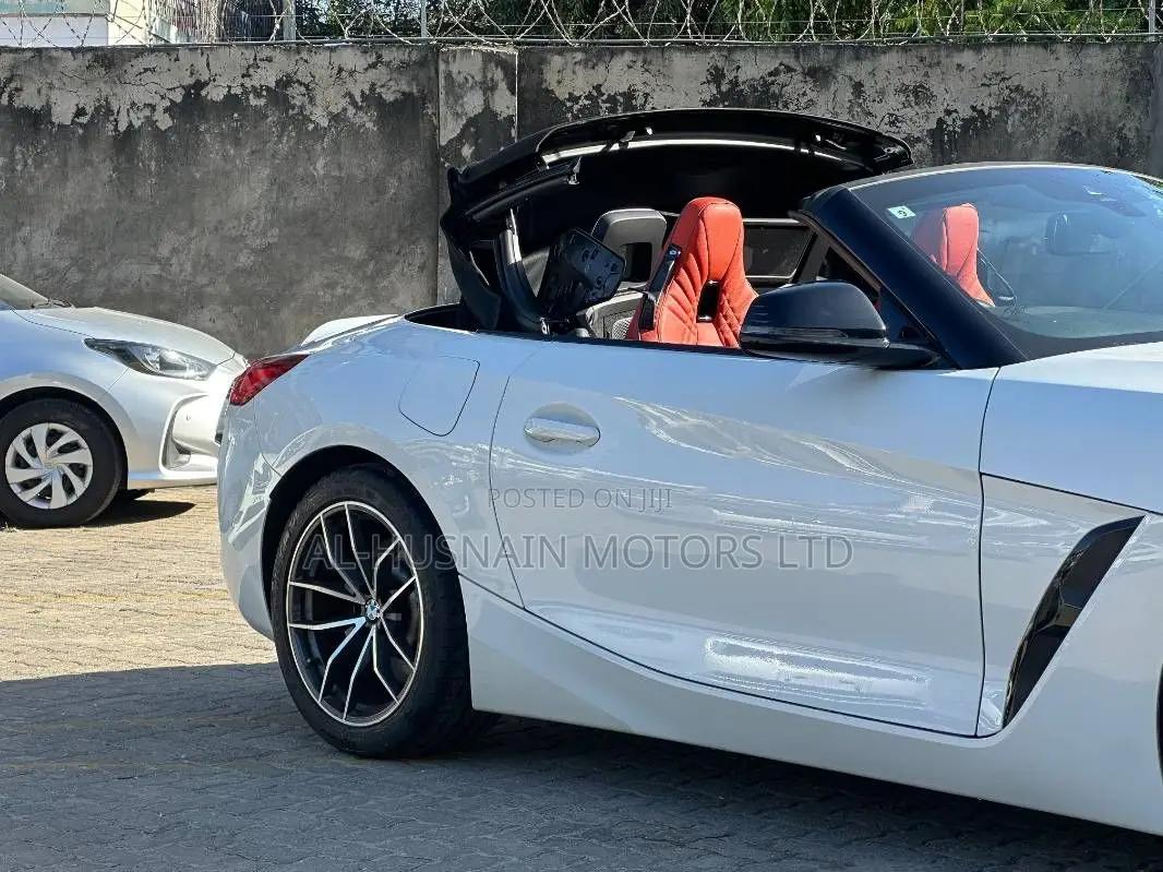 BMW Z4 2019 White
