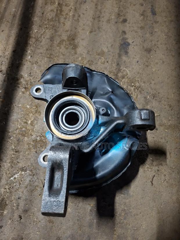 Front Hub Starlet Ep82