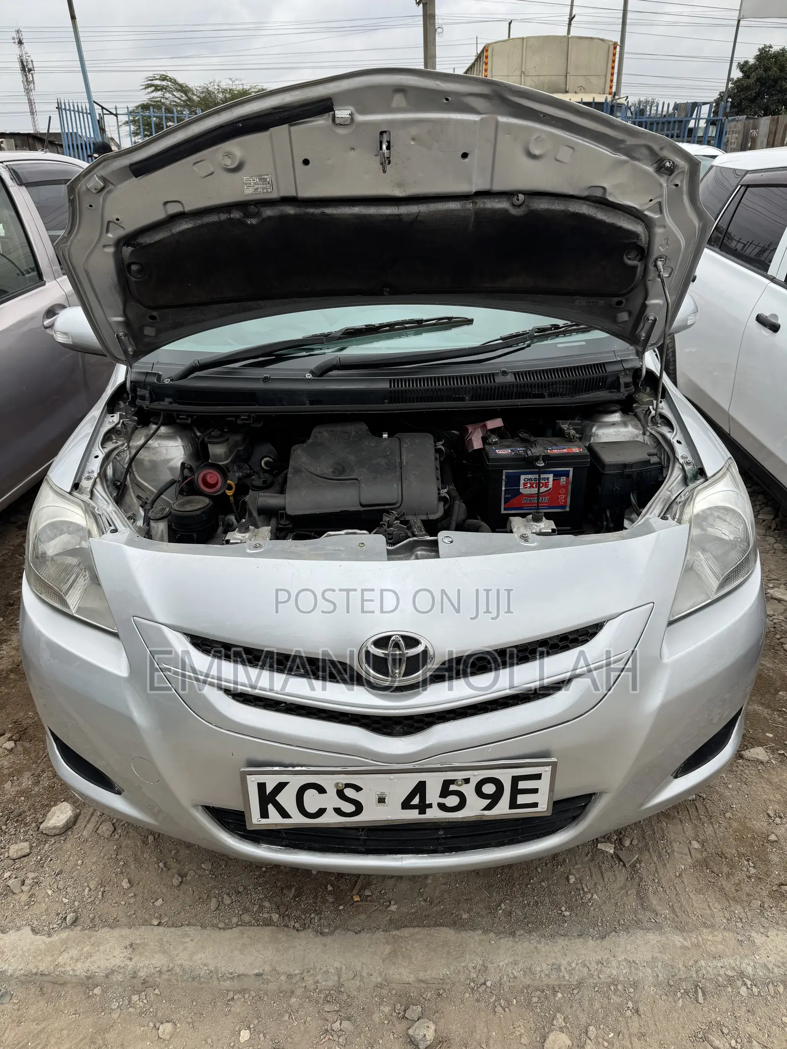 Toyota Belta 2011 Silver