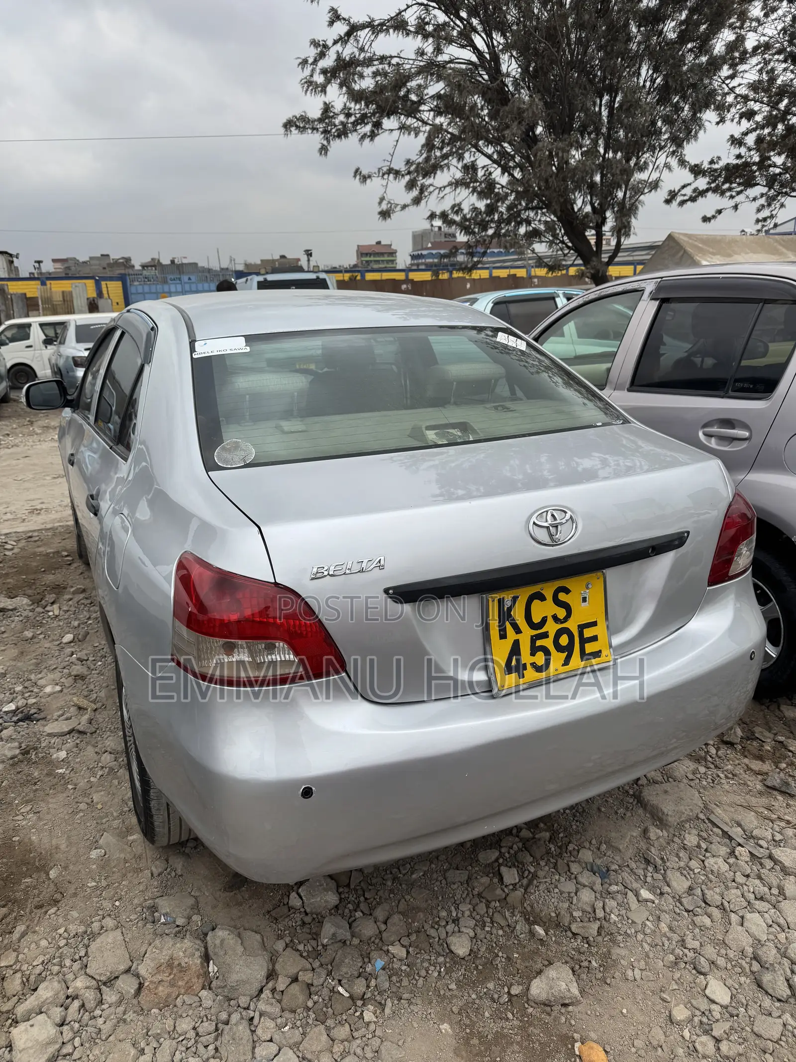 Toyota Belta 2011 Silver