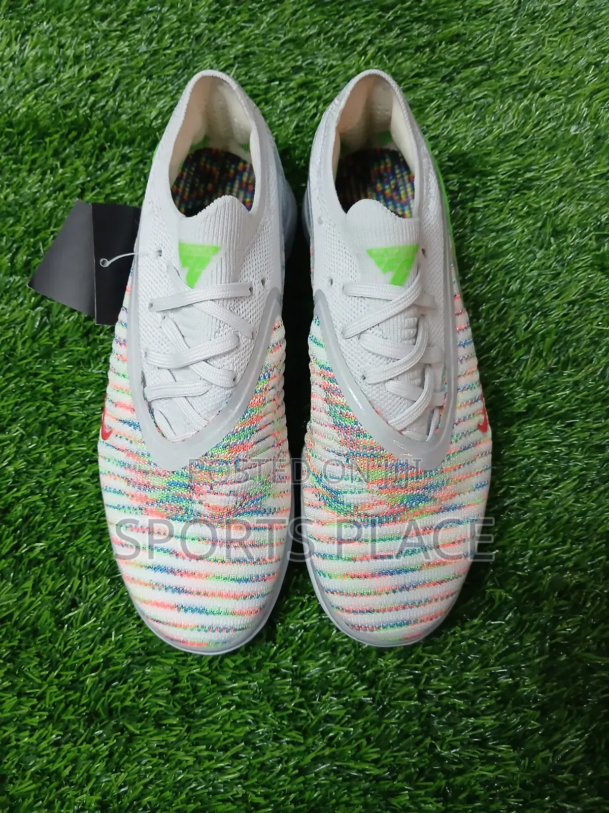 Nike Phantom GX Kids Trainers Football Shoes