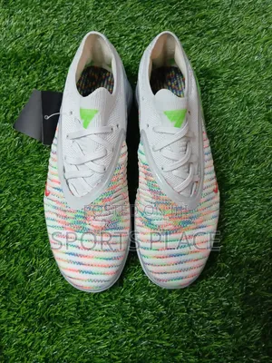 Nike Phantom GX Kids Trainers Football Shoes