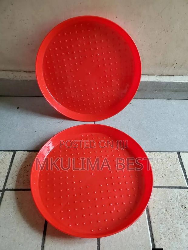 Round Poultry Feeding Trays
