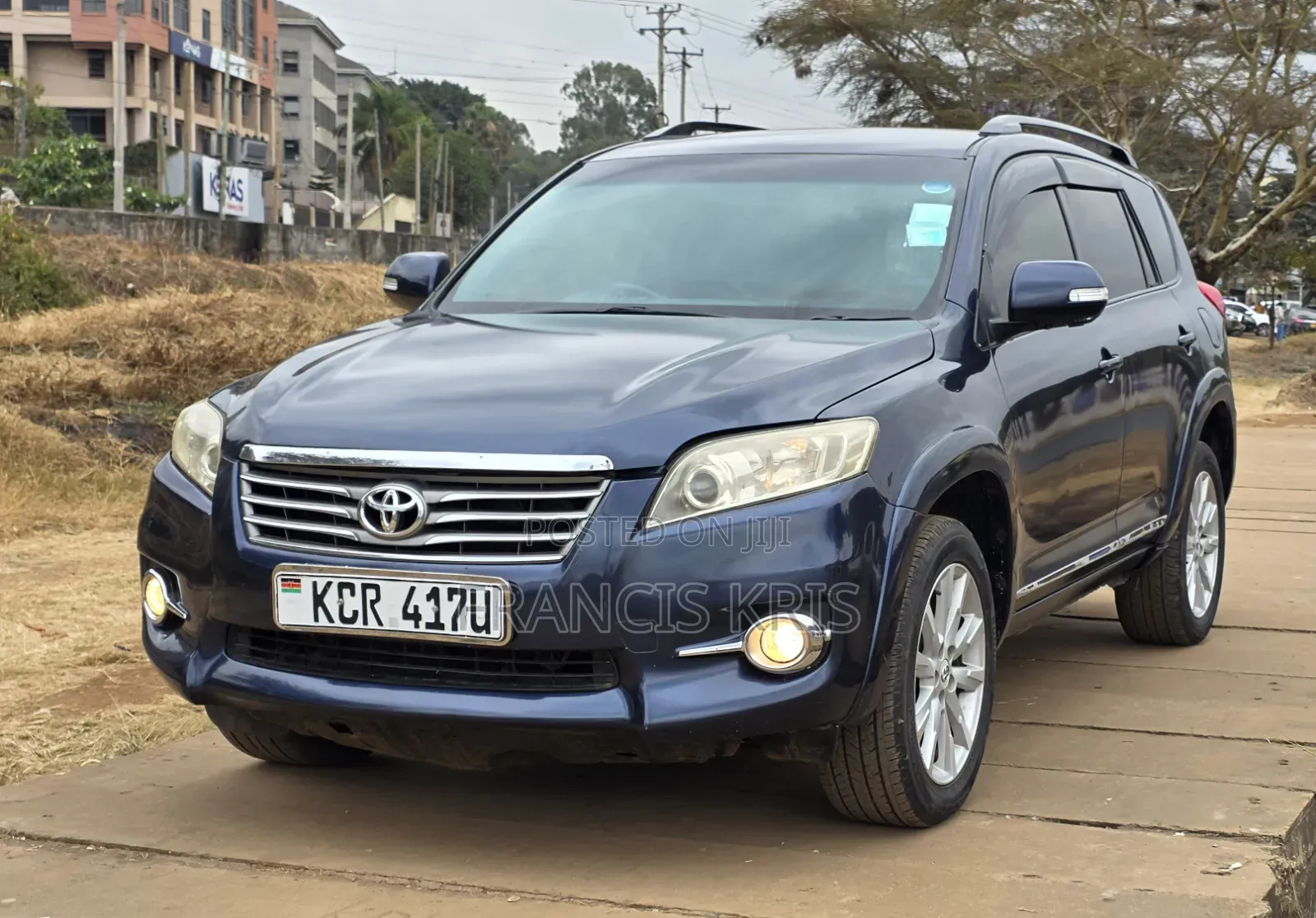 Toyota Vanguard 2011 Blue