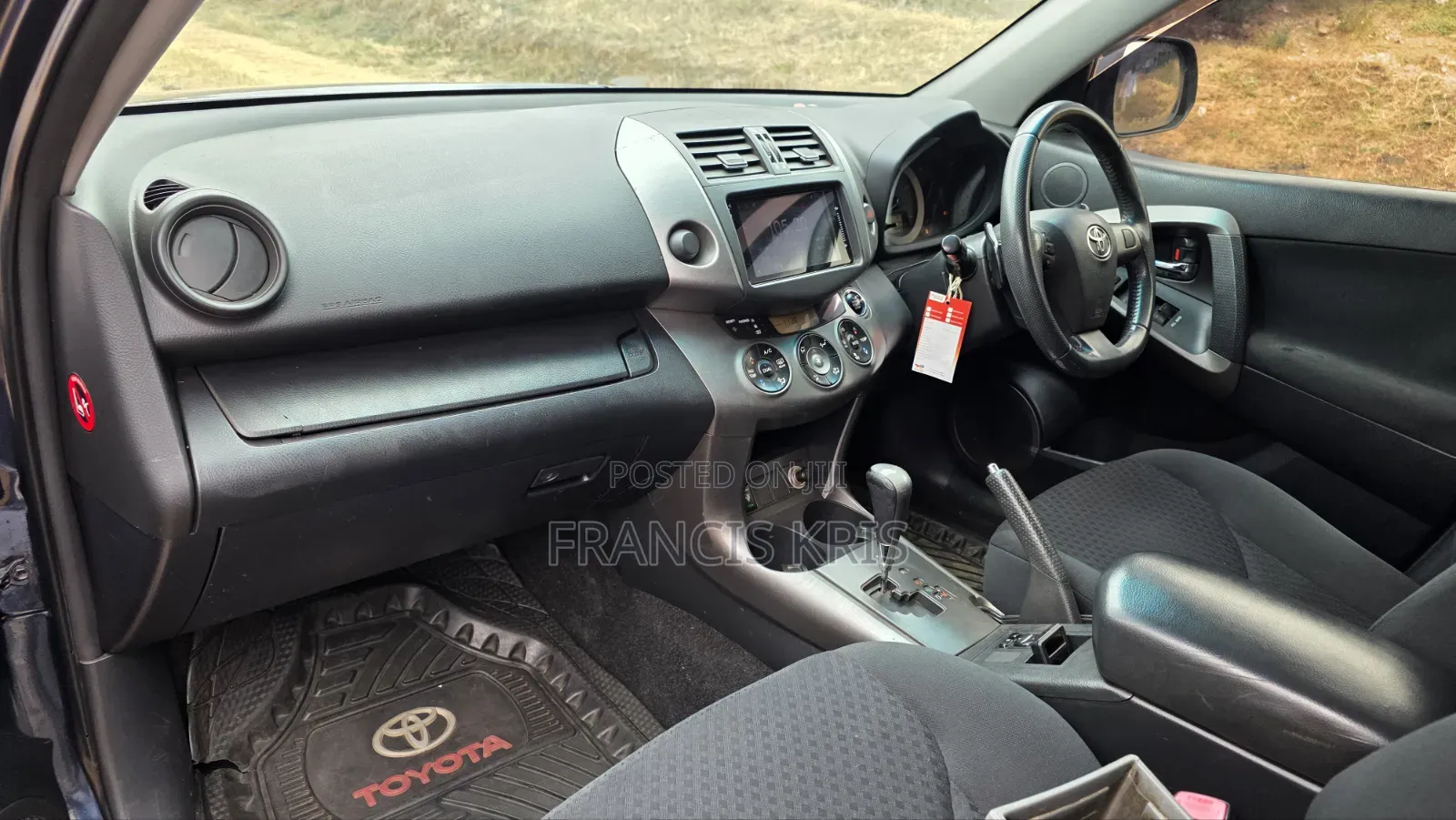 Toyota Vanguard 2011 Blue