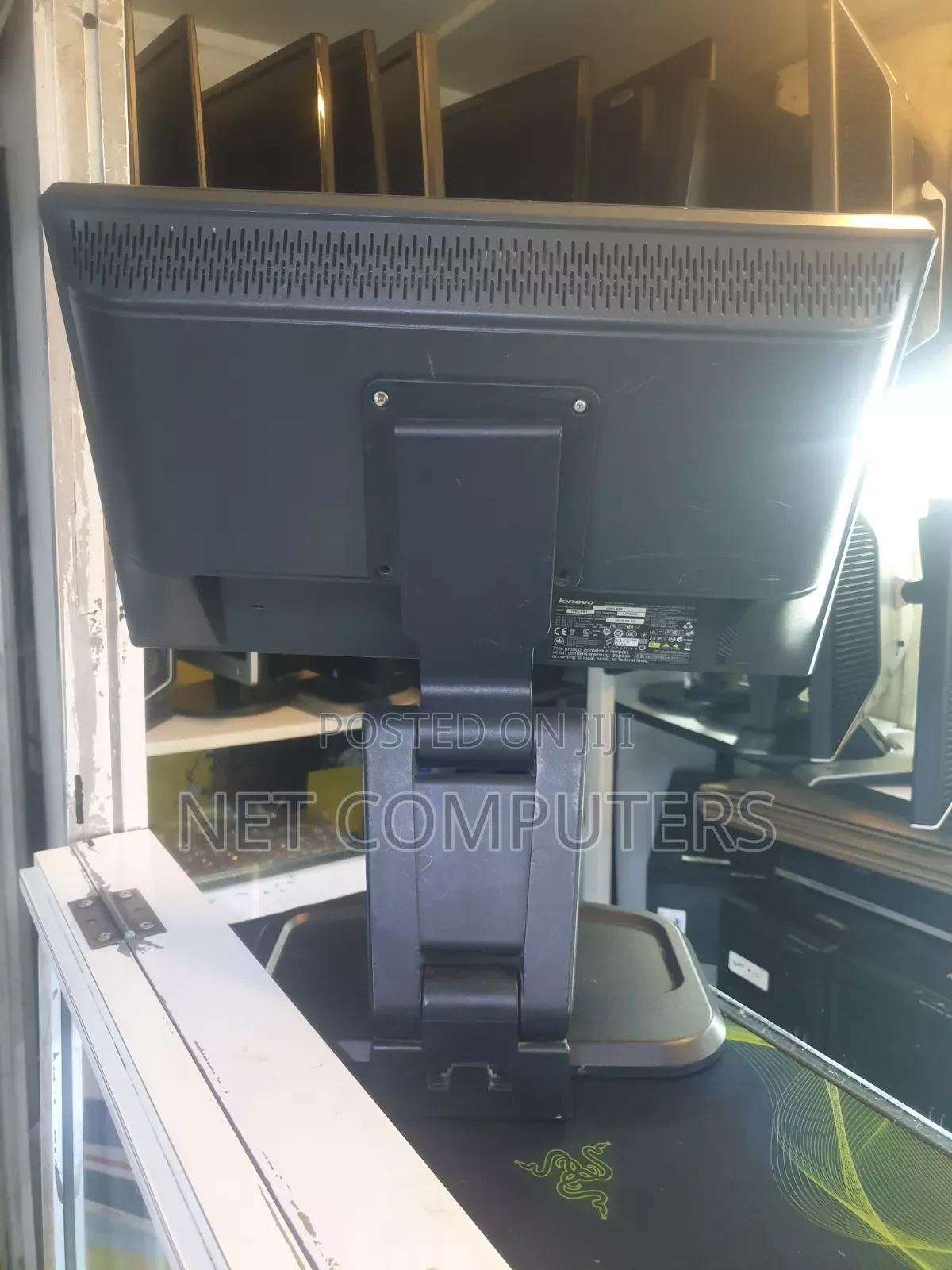 19"monitor