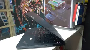 Laptop Lenovo ThinkPad E14 Gen 6 8GB Intel Core i5 SSD 128GB