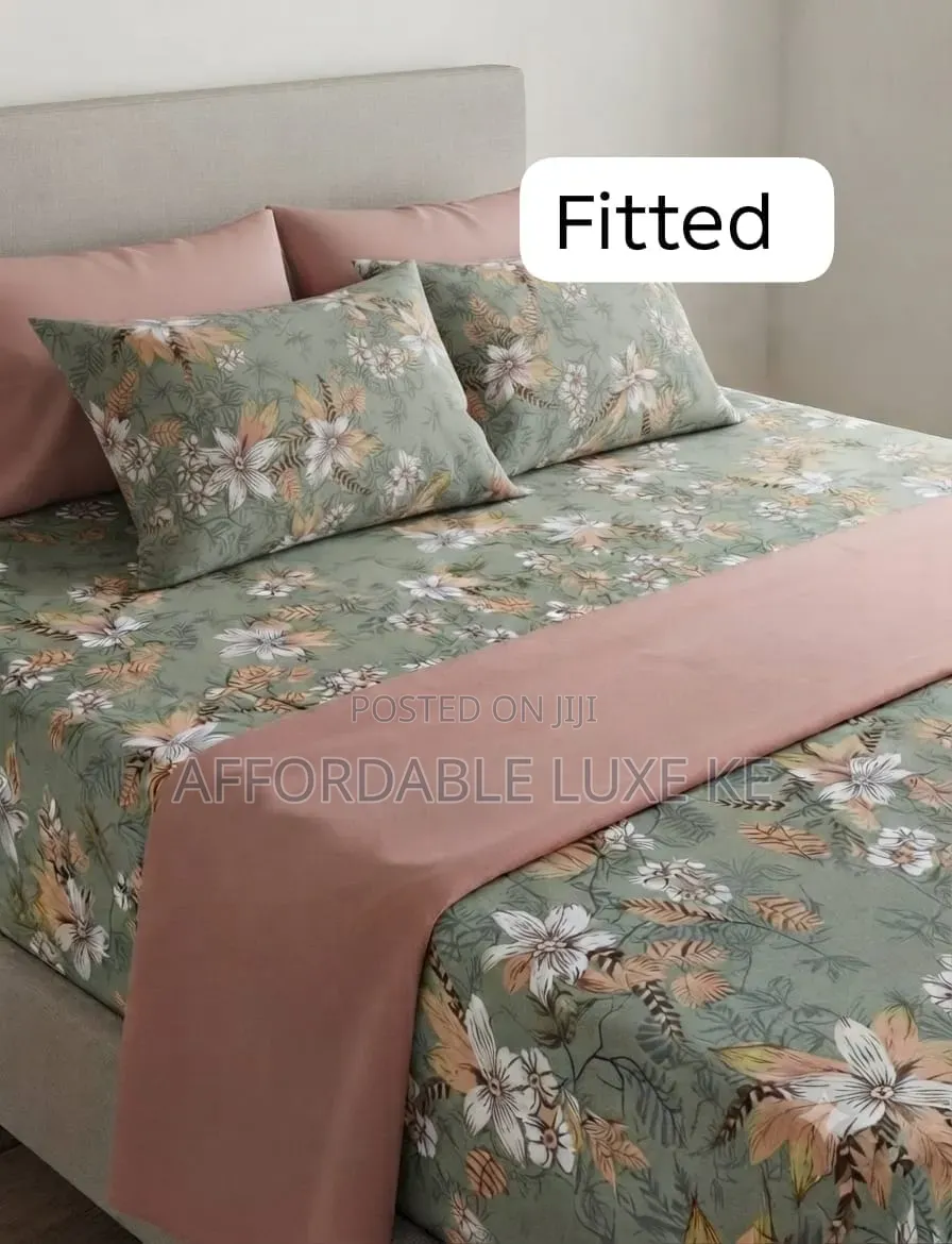 Fitted Bedsheet Set With Pillow Shams