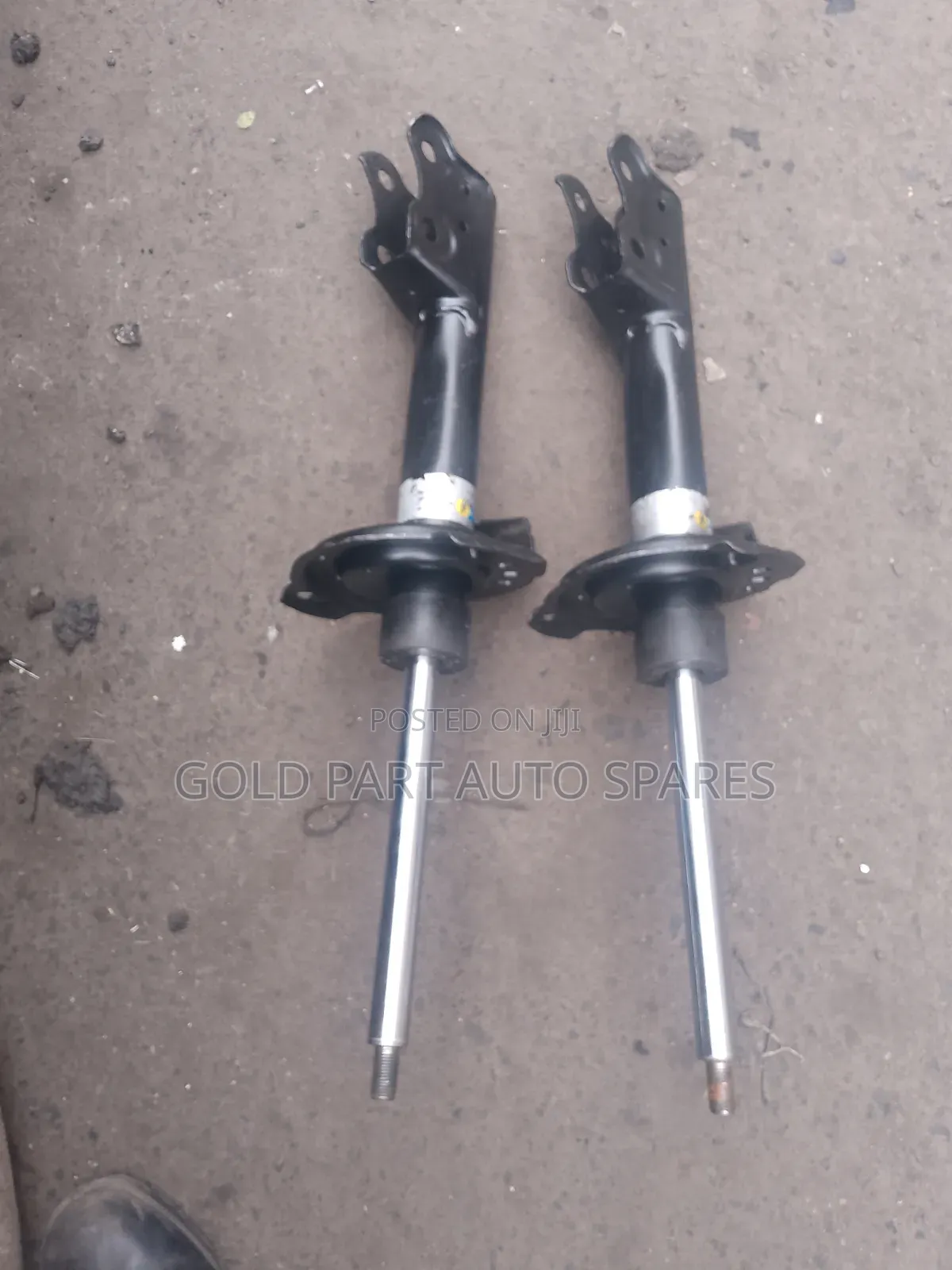 Ex Jpan Front Shock Absorbers for Mercedes B180