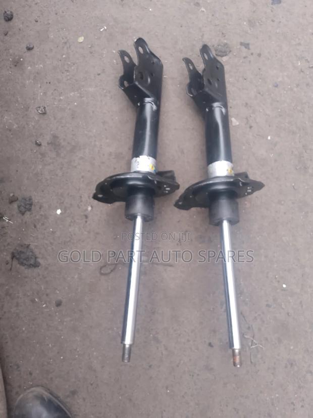 Ex Jpan Front Shock Absorbers for Mercedes B180 - thumbnail 2
