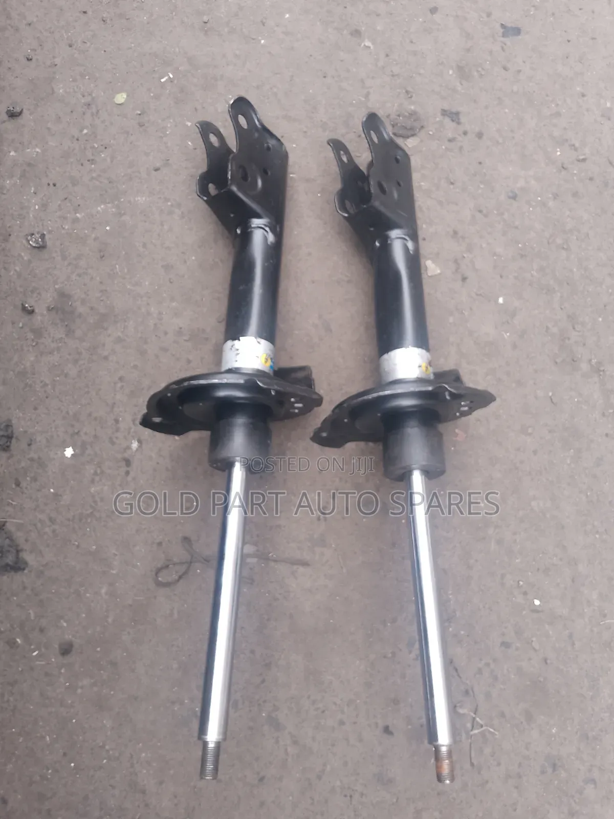 Ex Jpan Front Shock Absorbers for Mercedes B180