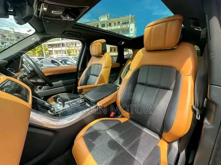 Land Rover Range Rover Sport 2019 Yellow