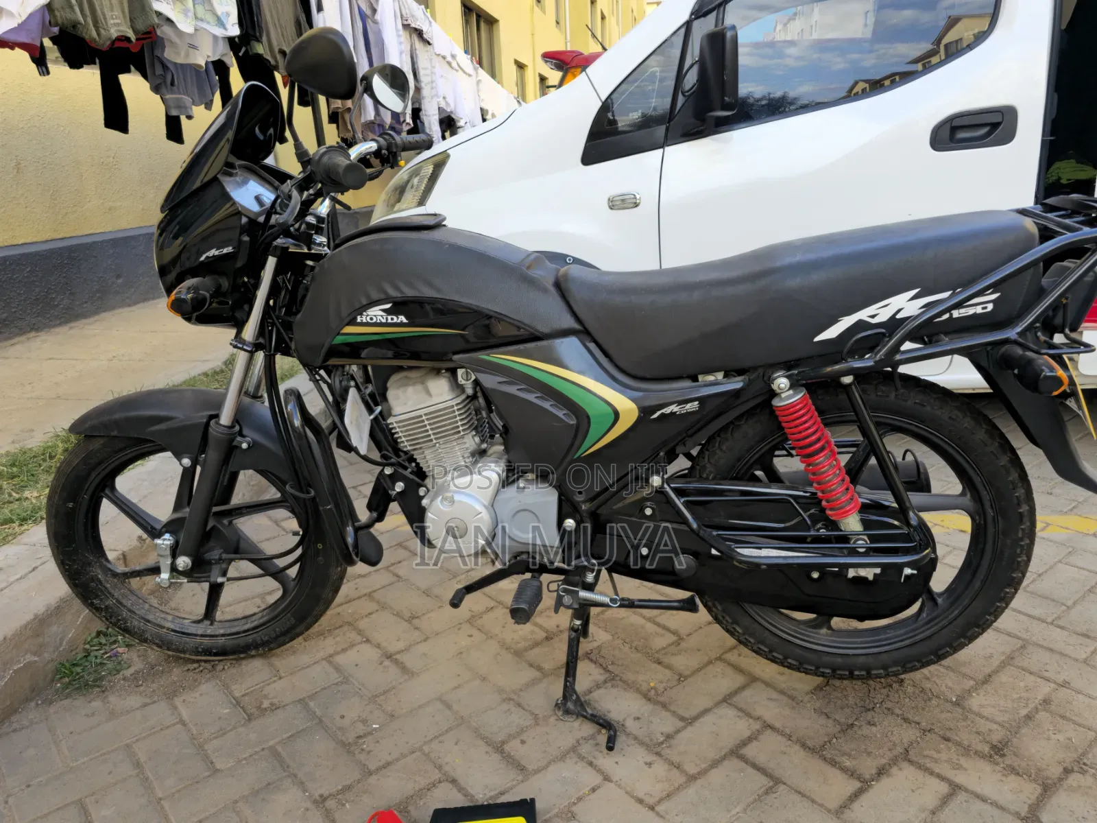 New Honda CB 2025 Black
