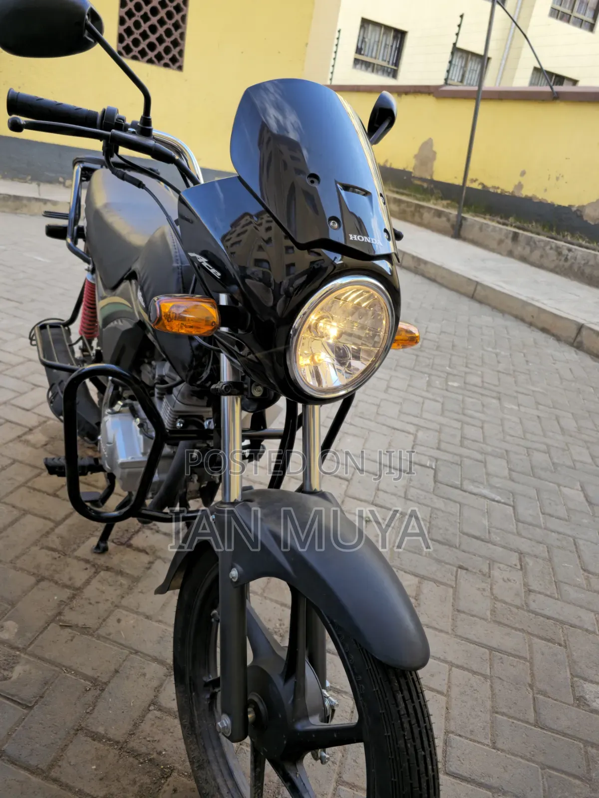 New Honda CB 2025 Black