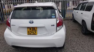 Toyota Aqua 2015 White