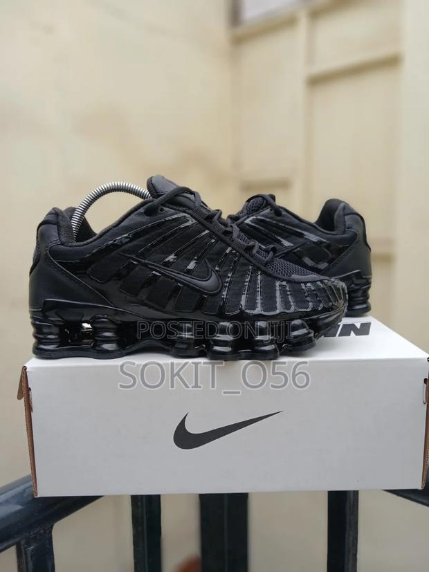 Nike Shox All Black