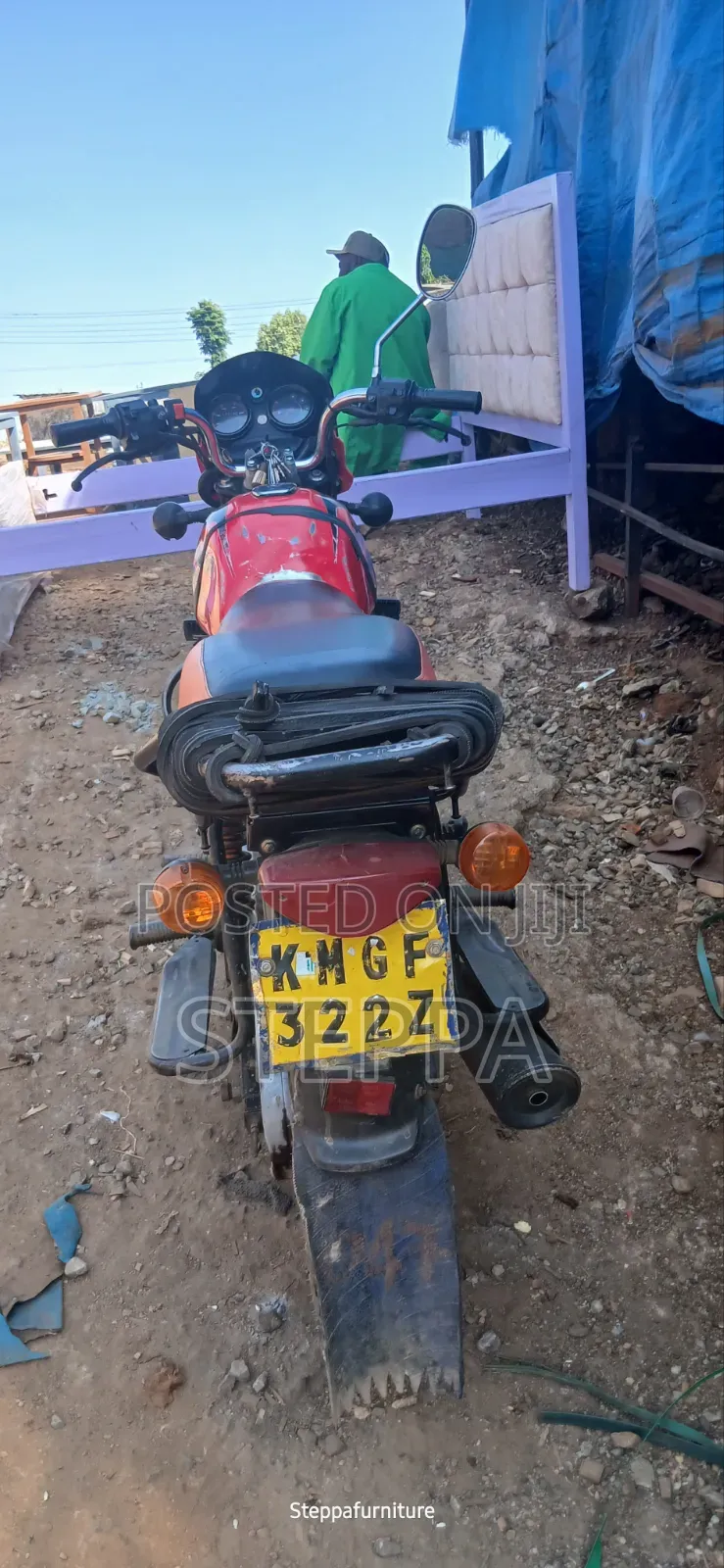 New Bajaj Boxer 2023 Red