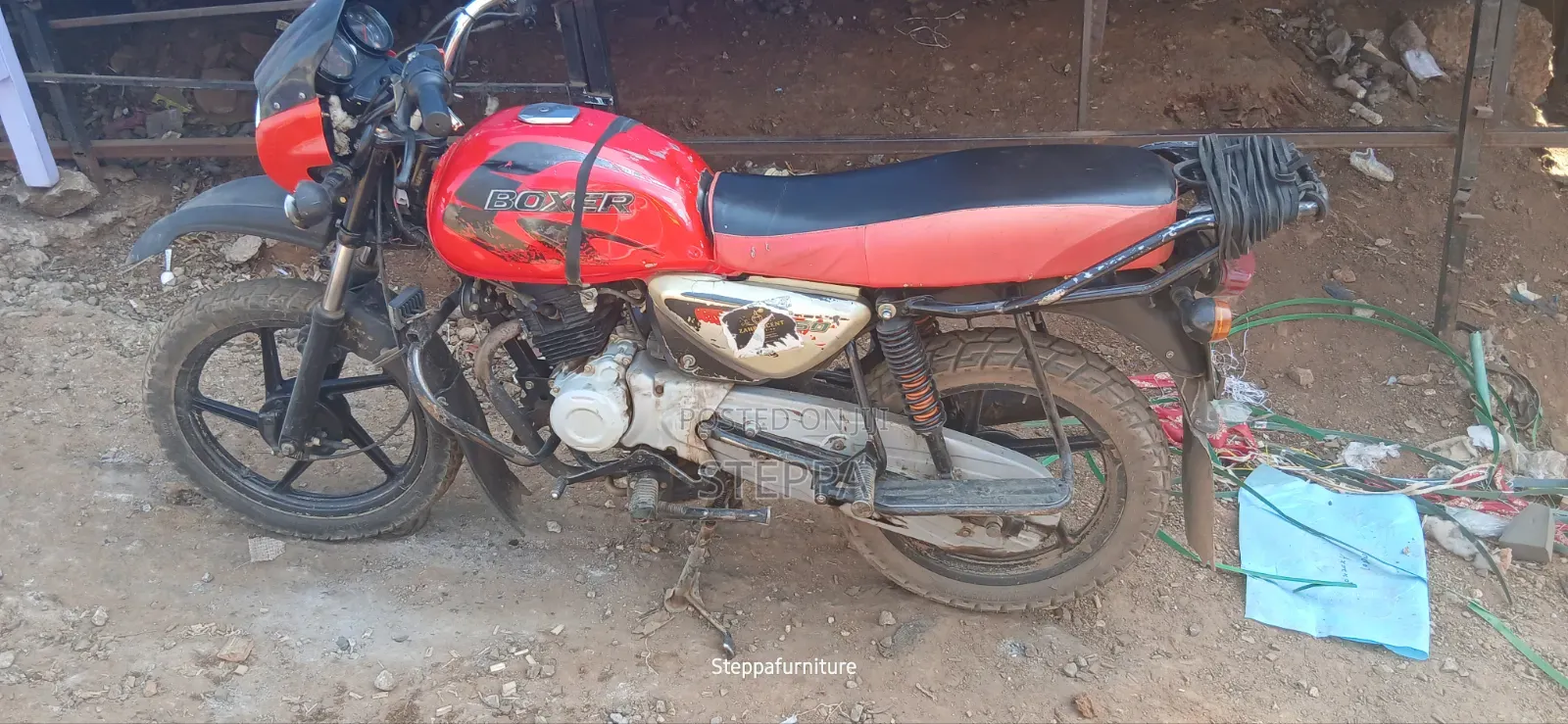 New Bajaj Boxer 2023 Red