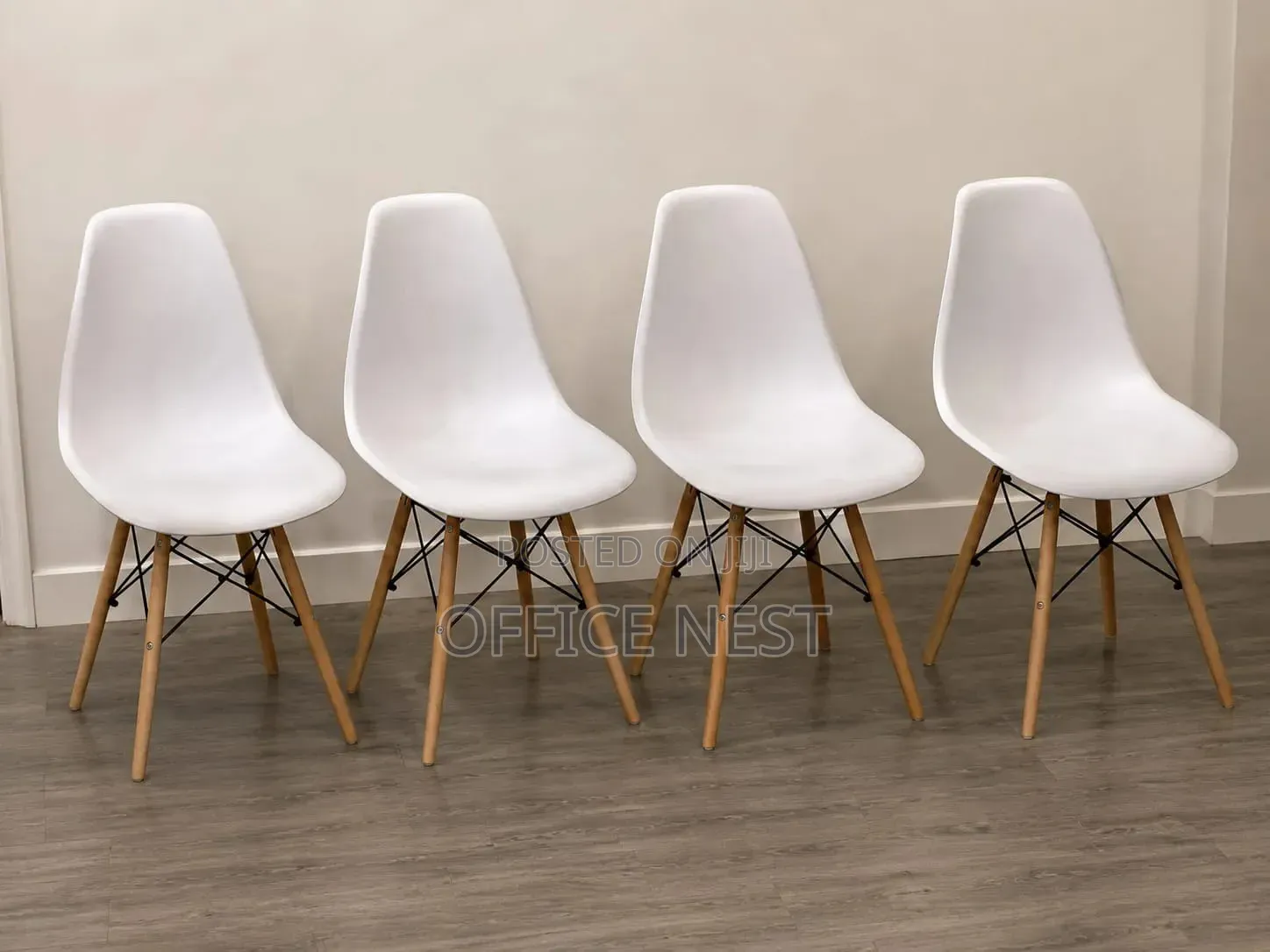 White Dining Chair – Scandinavian Plastic Chair With Wooden Legs