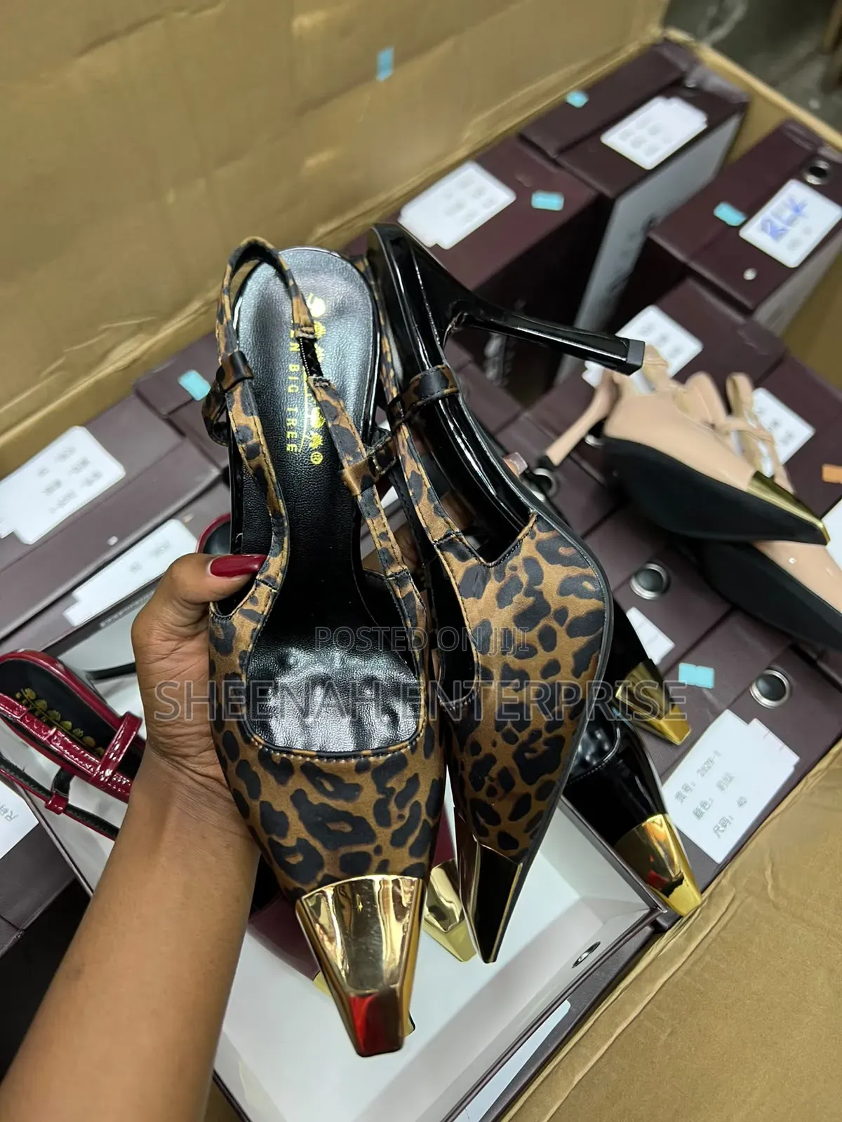 Bigtree Pointed Heels* Size:*36-40*(3inches)