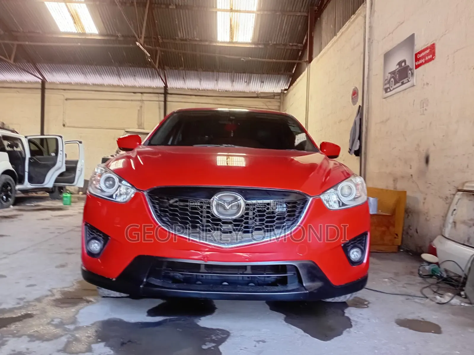 Restoration and Spray Painting of Vehicles