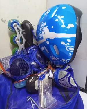 Kids Adjustable Inline Skates Protective Set.