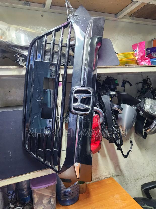 Honda Vezel Grill 2015
