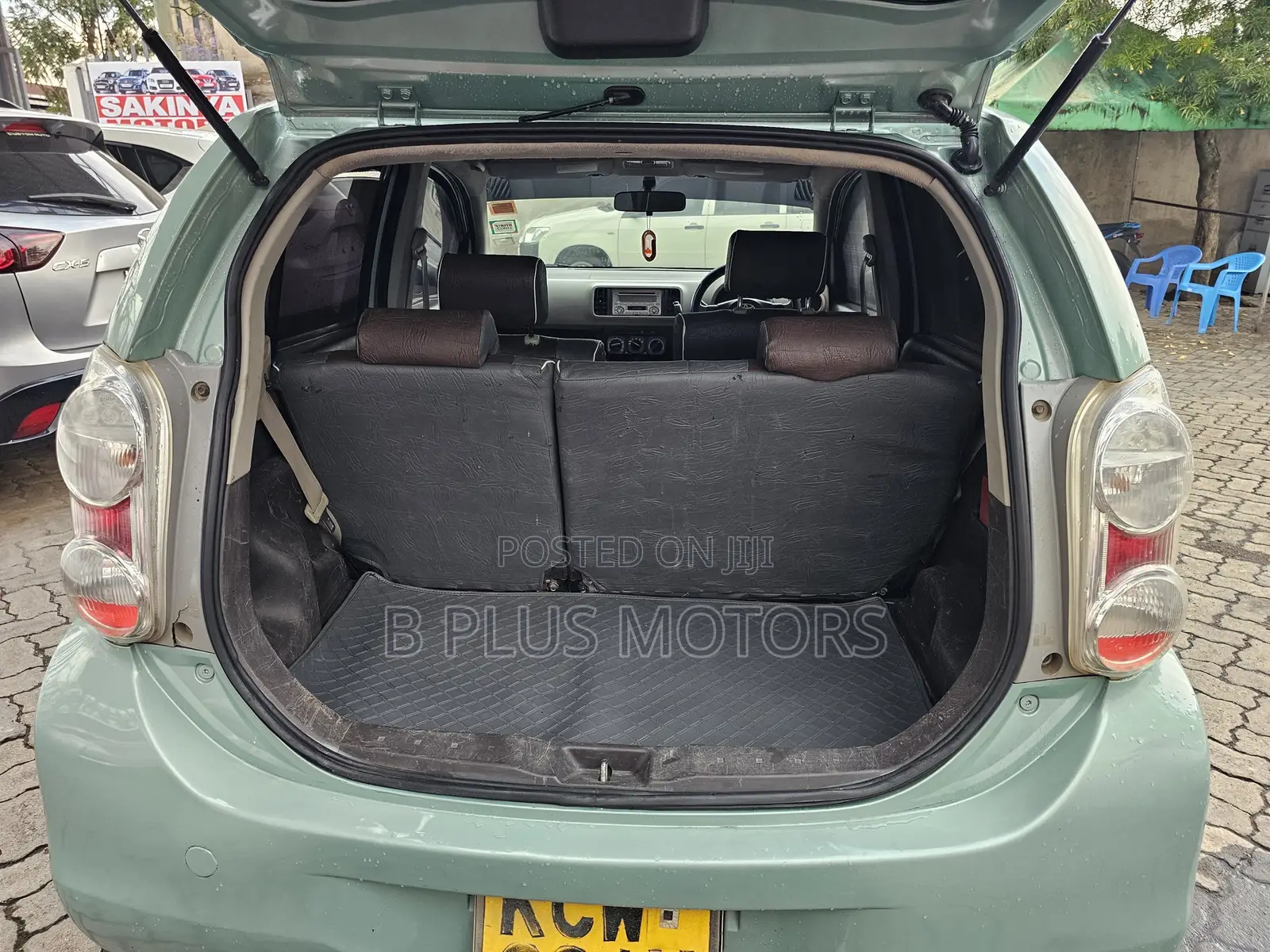 Toyota Passo 2012 Green