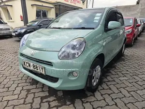 Toyota Passo 2012 Green