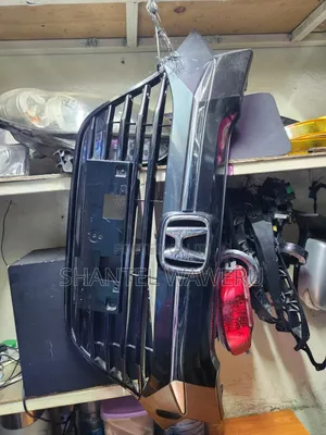 Honda Vezel Grill 2015